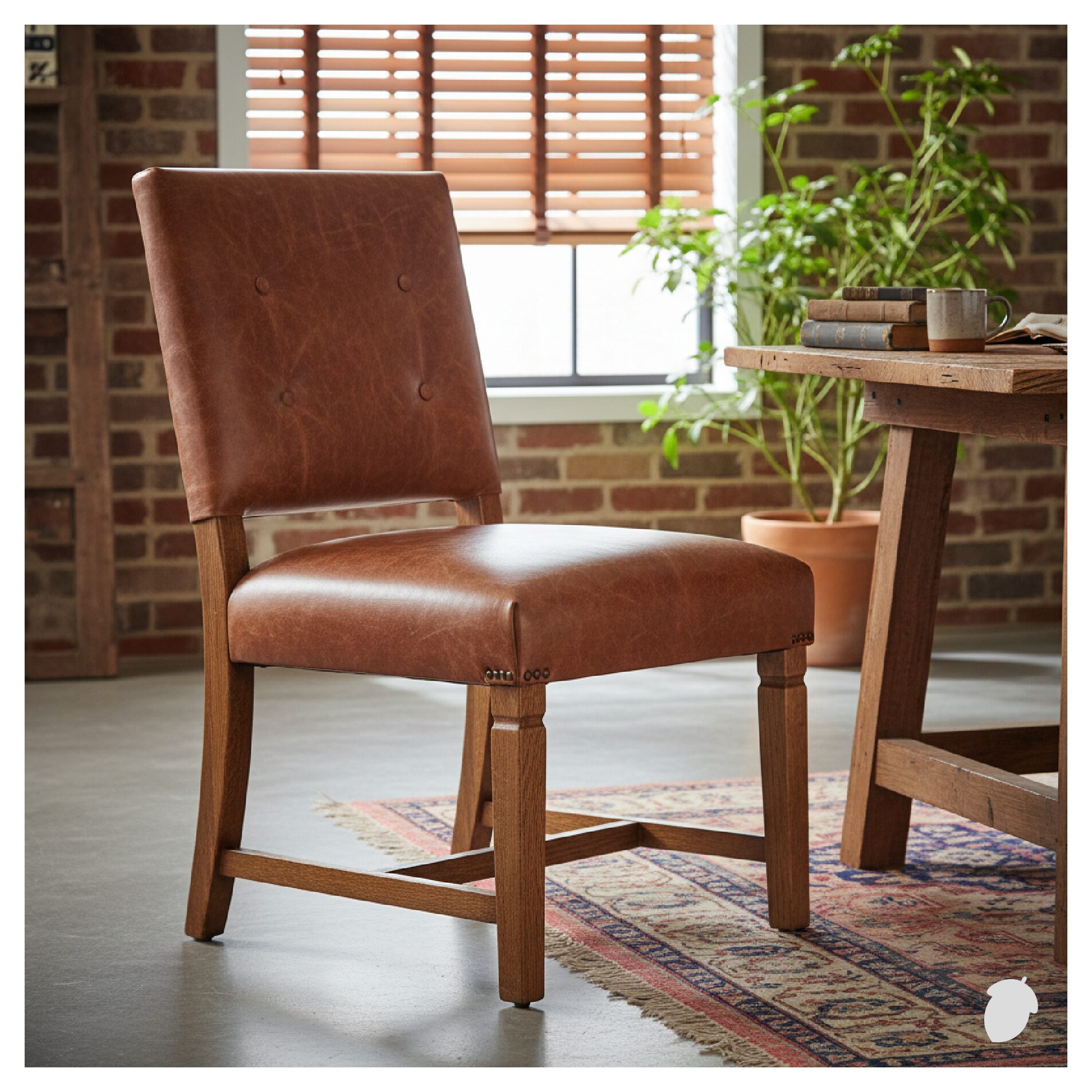 SUWARIYASUI CHAIR